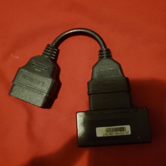 LAUNCH CREADER OBD II EXTENSION ADAPTER FOR GENERIC OBDII - Picture 2 of 3